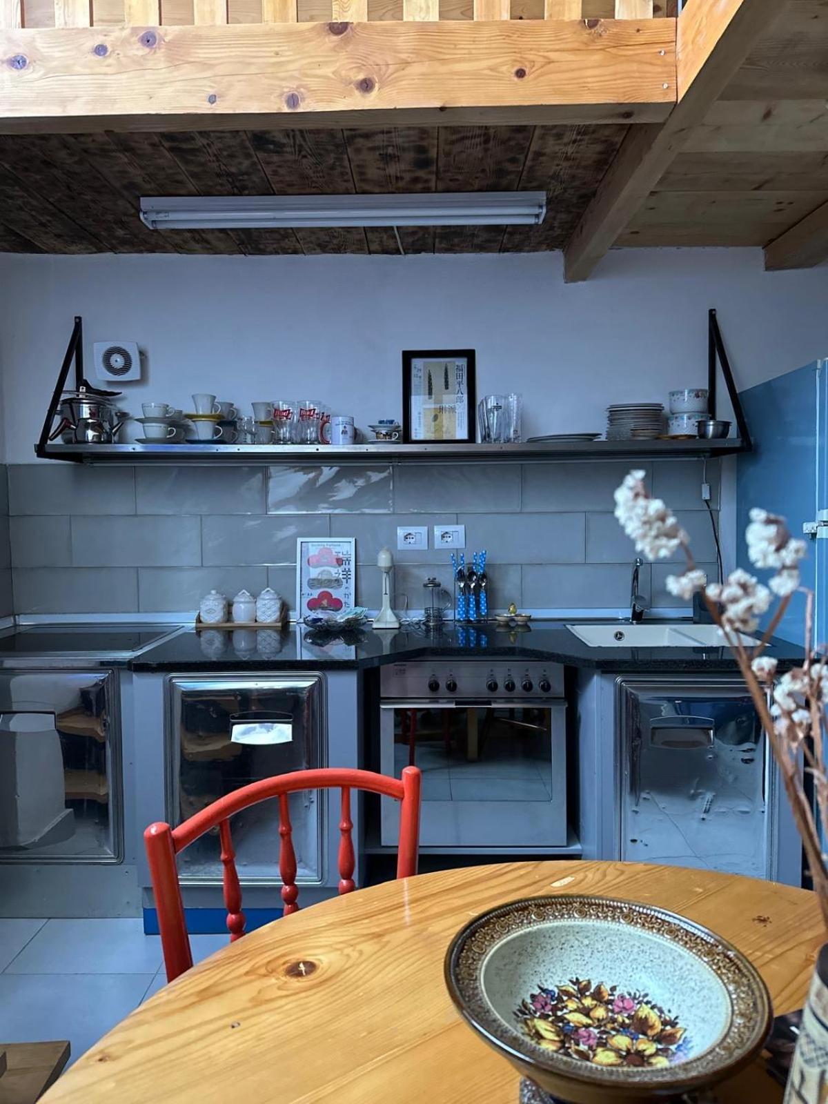 My Wooden Apartments Τίρανα Εξωτερικό φωτογραφία